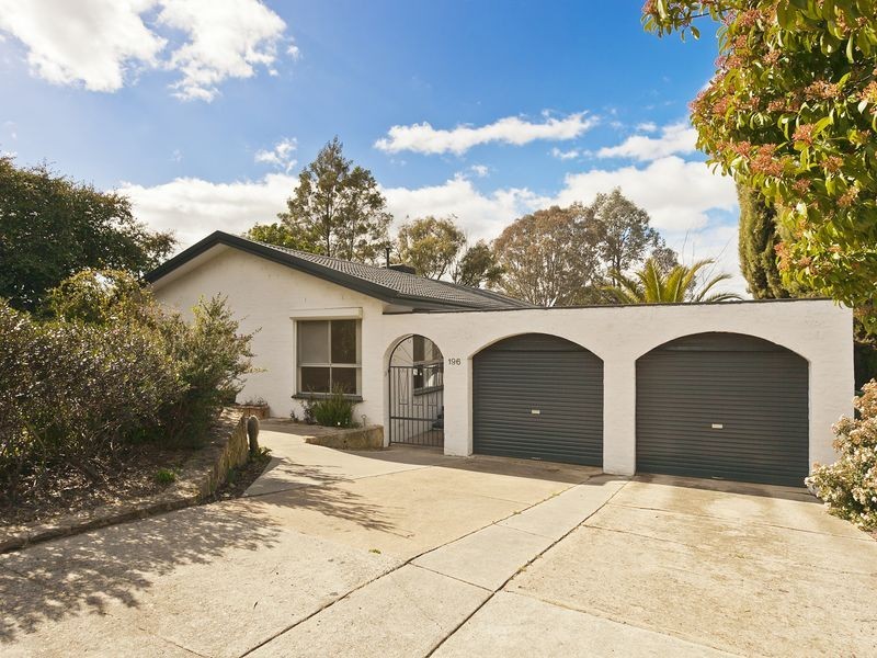 196 Kingsford Smith Drive, Spence ACT 2615