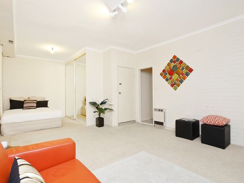 7 Moor Place, Evatt ACT 2617