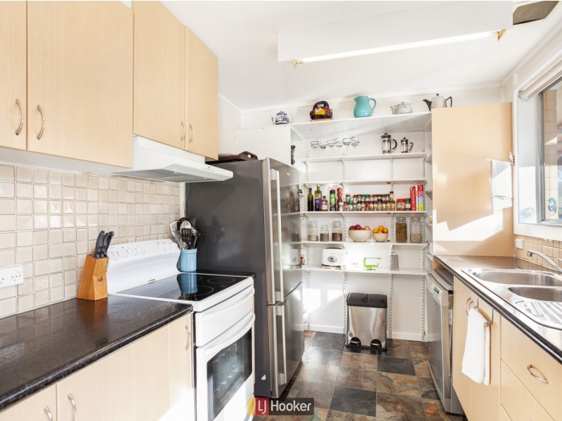 5 Weigall Place, Macgregor ACT 2615