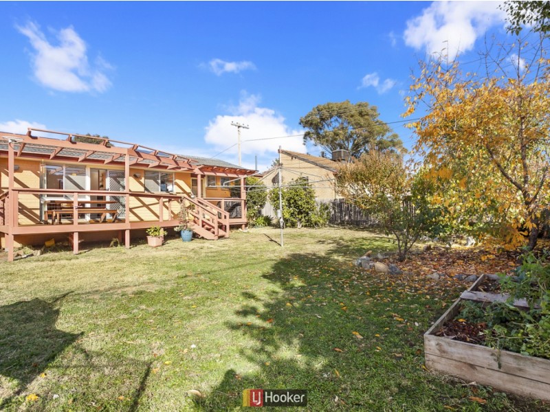 5 Weigall Place, Macgregor ACT 2615
