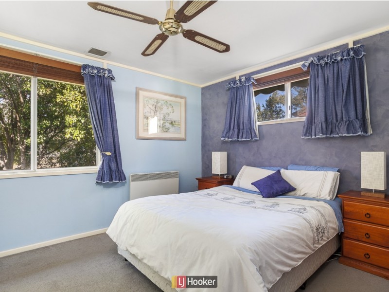 5 Weigall Place, Macgregor ACT 2615