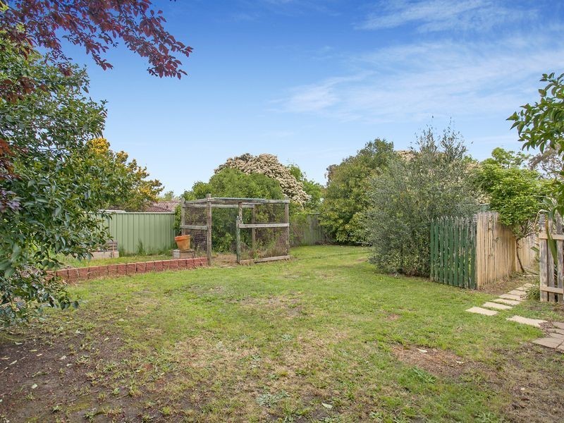 4 Tebbutt Place, Charnwood ACT 2615