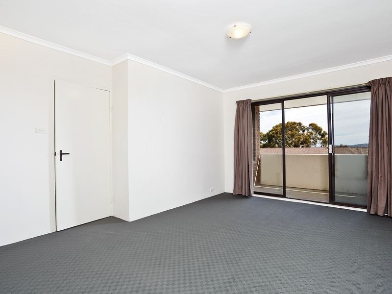 19/32 Springvale Drive, Hawker ACT 2614