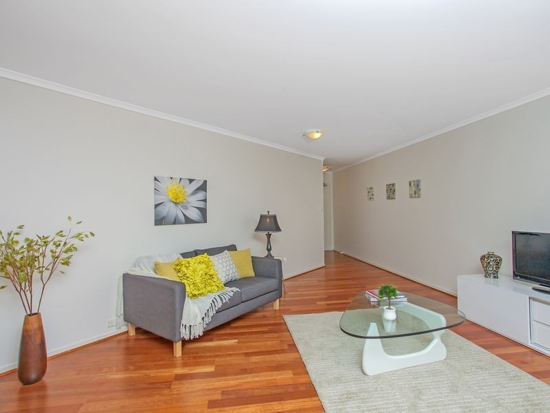 10/2 Tauss Place, Bruce ACT 2617