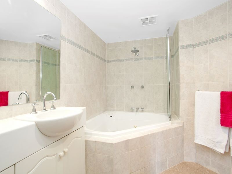 10/2 Tauss Place, Bruce ACT 2617