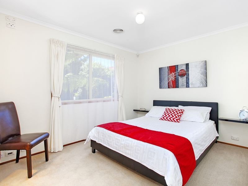 5 Lapsley Street, Dunlop ACT 2615