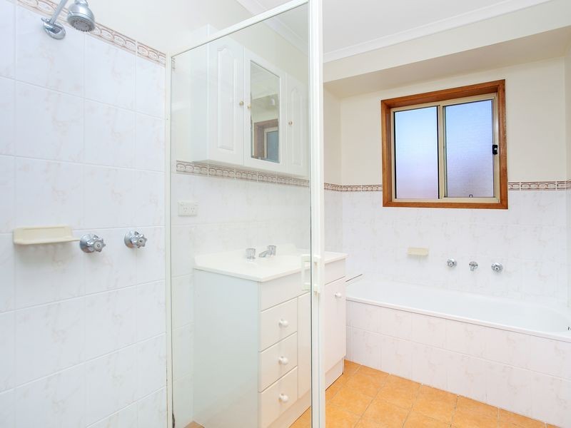 5 Lapsley Street, Dunlop ACT 2615