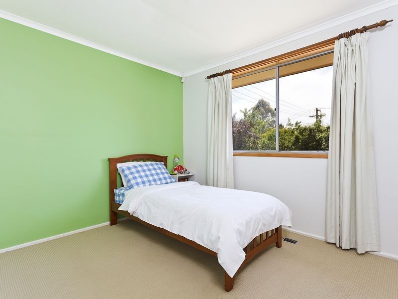 6 Champion Place, Fraser ACT 2615