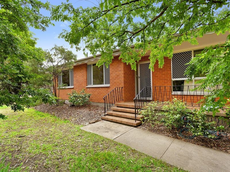 5 Cambridge Street, Cook ACT 2614