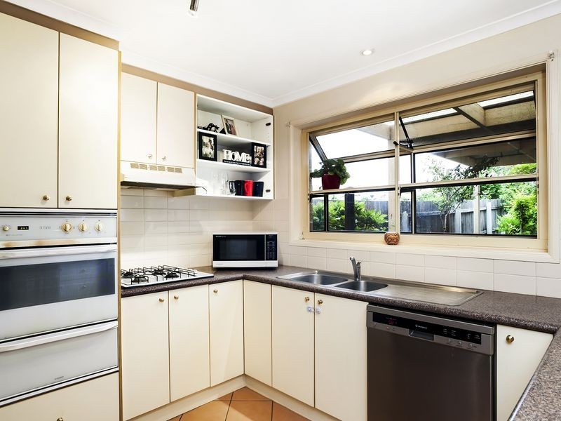 17 Attwood Close, Gordon ACT 2906