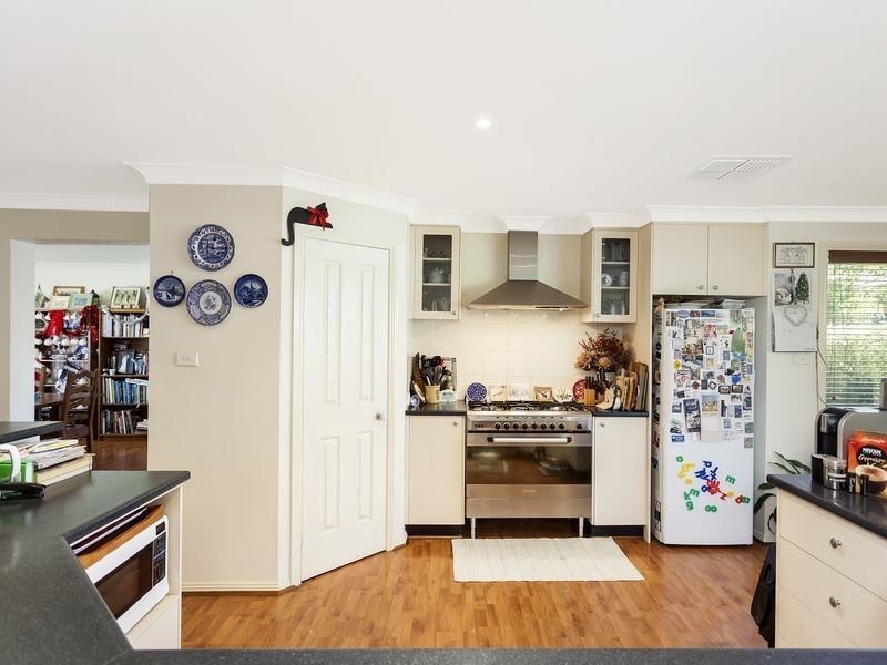 22 Douglas Waterhouse Drive, Dunlop ACT 2615