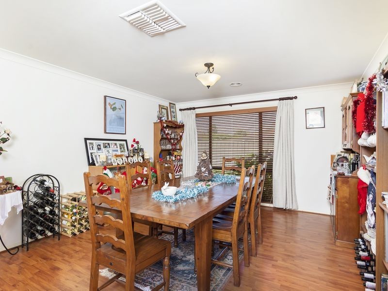 22 Douglas Waterhouse Drive, Dunlop ACT 2615