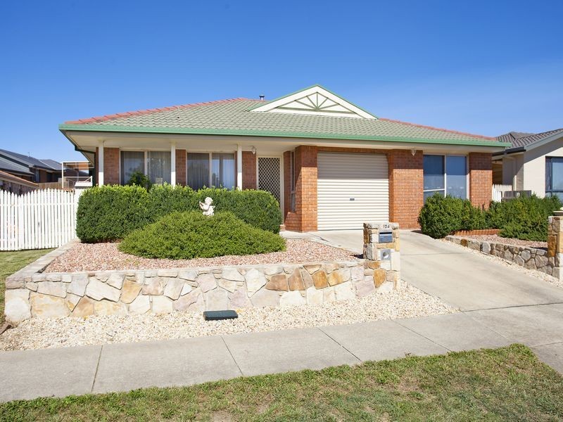124 Jabanungga Avenue, Ngunnawal ACT 2913