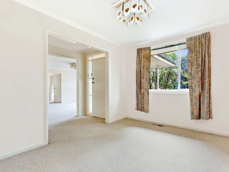 99 Florey Drive, Macgregor ACT 2615