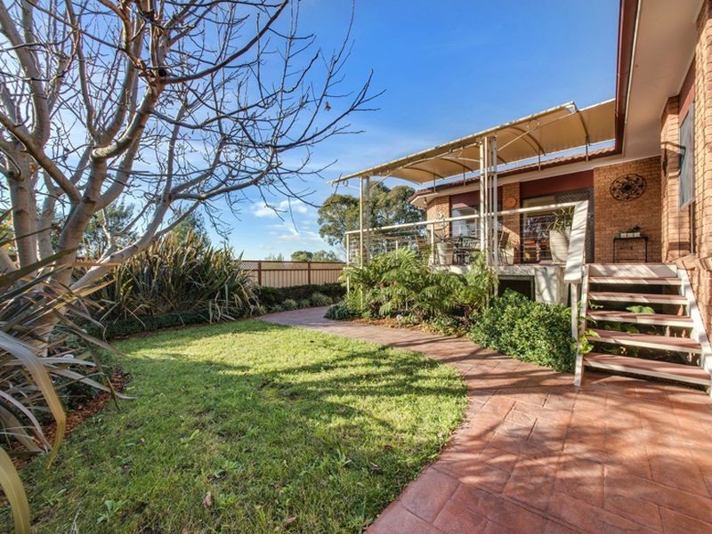 43 Carter Crescent, Calwell ACT 2905