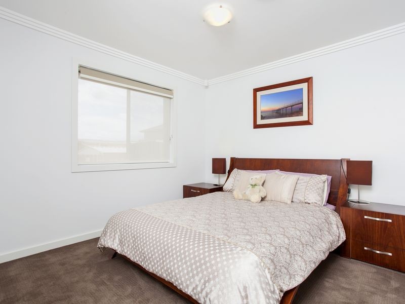 4 Jean Macnamara Street, Macgregor ACT 2615