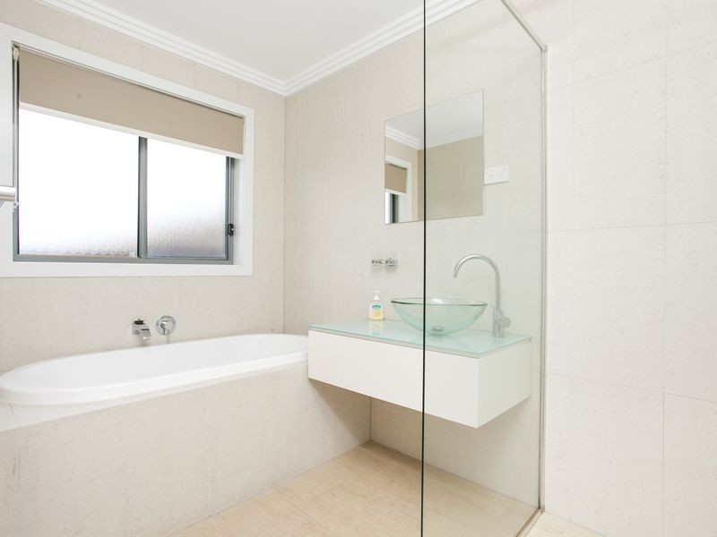 4 Jean Macnamara Street, Macgregor ACT 2615