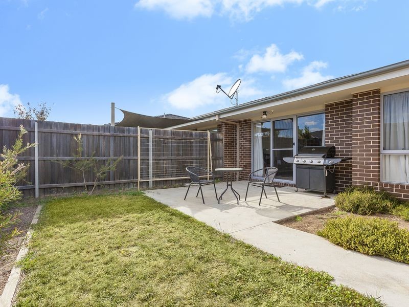 14/21 Gordon Withnall Crescent, Dunlop ACT 2615