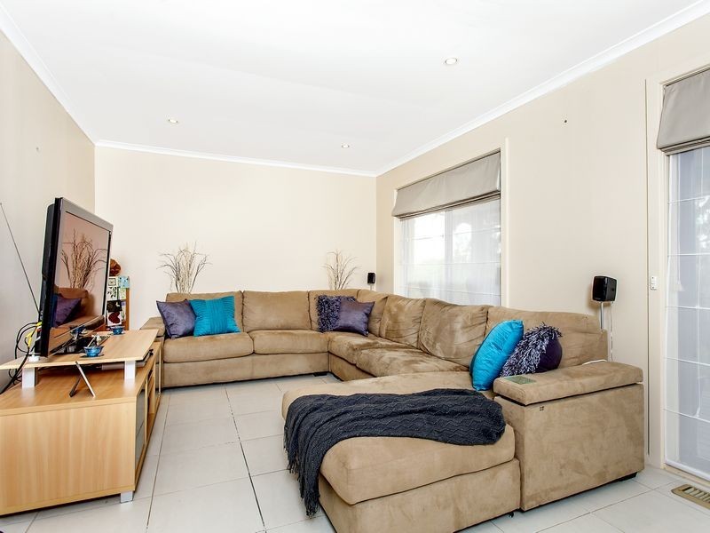 24 Huelin Circuit, Flynn ACT 2615