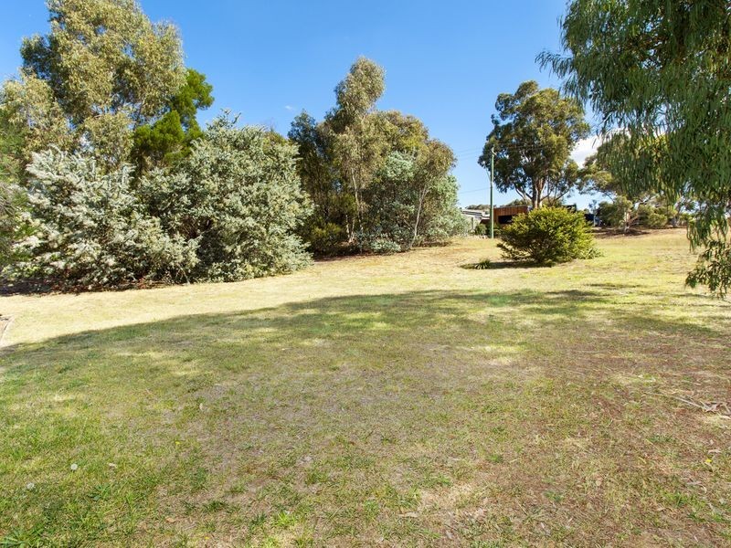 2 Angophora Street, Rivett ACT 2611