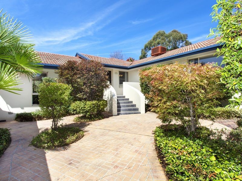 8 Andado Place, Hawker ACT 2614