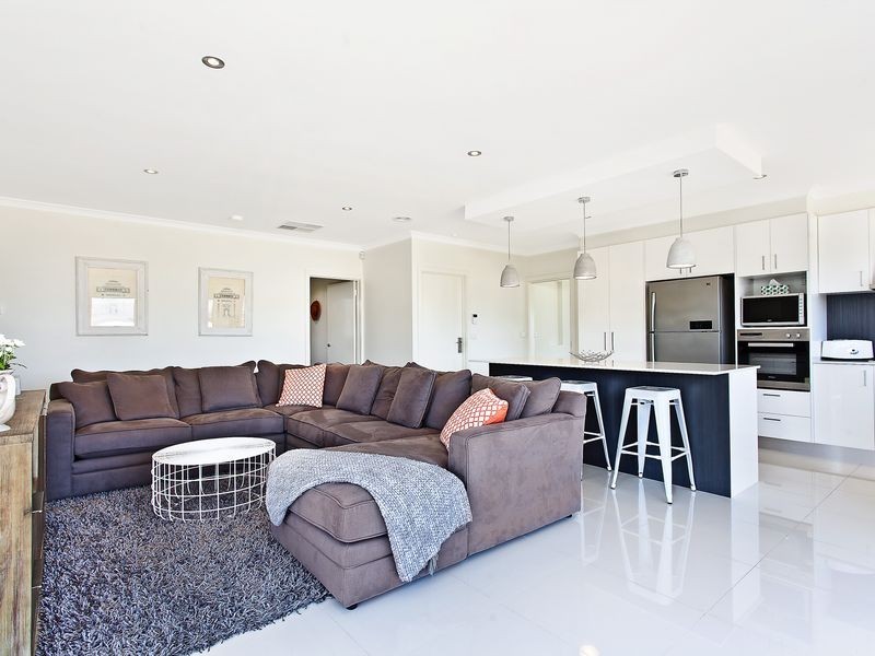 22 Pearl Gibbs Circuit, Bonner ACT 2914