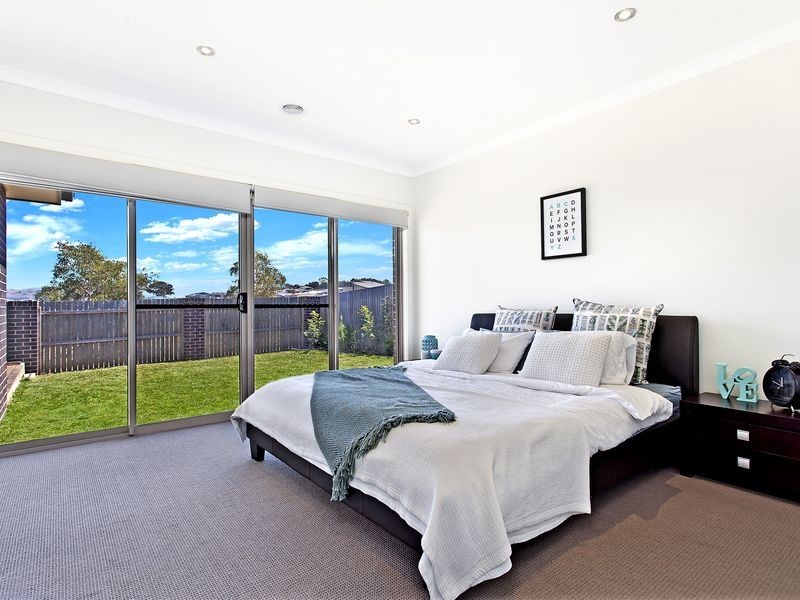 22 Pearl Gibbs Circuit, Bonner ACT 2914
