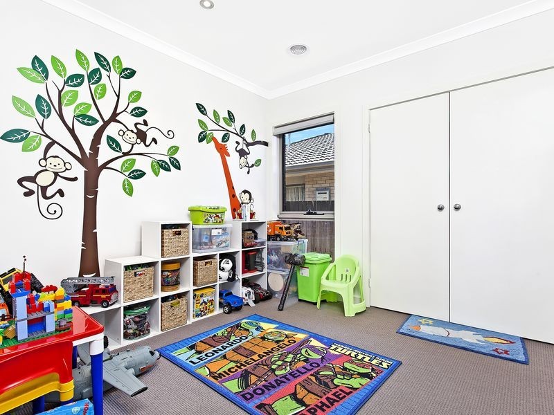 22 Pearl Gibbs Circuit, Bonner ACT 2914