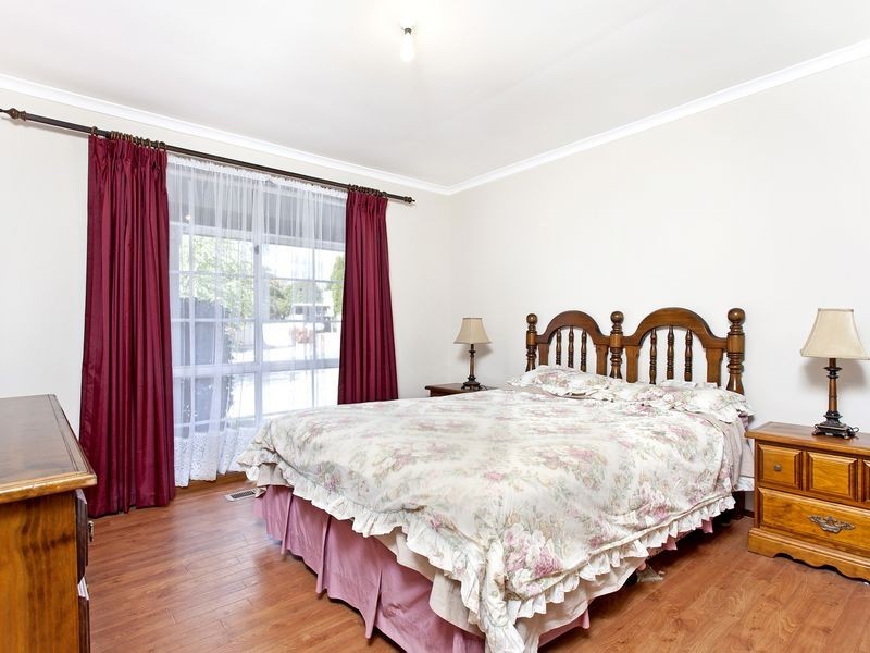 7 Whittell Crescent, Florey ACT 2615