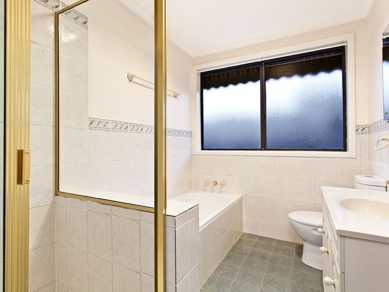 5 Pohlman Street, Latham ACT 2615