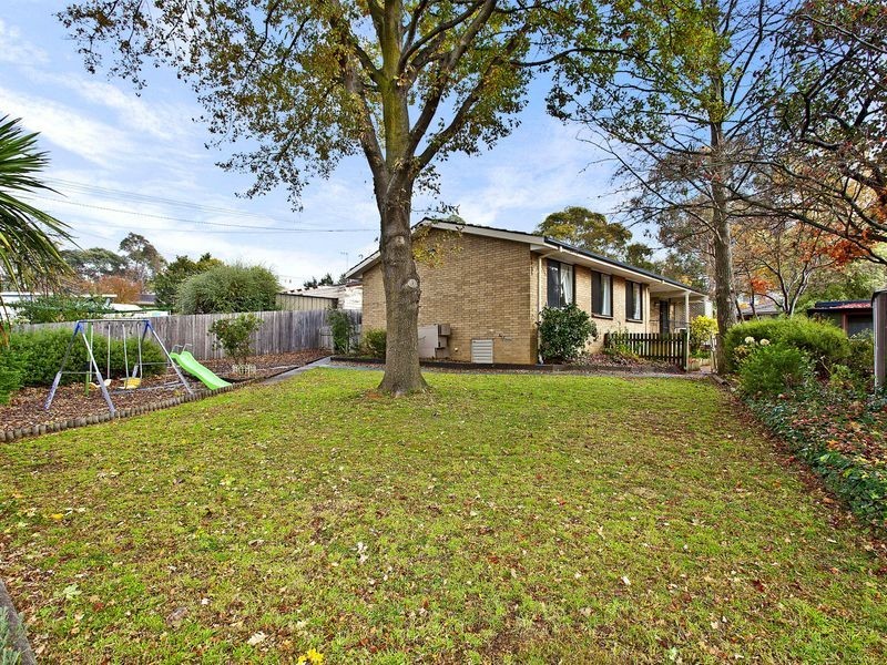 5 Pohlman Street, Latham ACT 2615