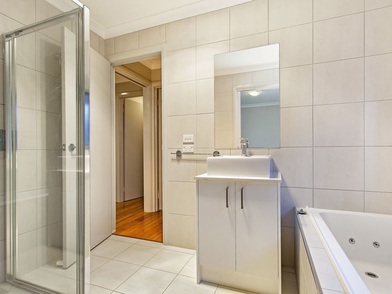 6 Ouaida Street, Amaroo ACT 2914