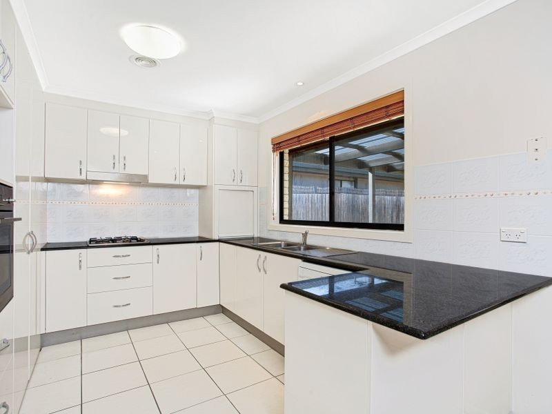 12 Courtneidge Street, Dunlop ACT 2615