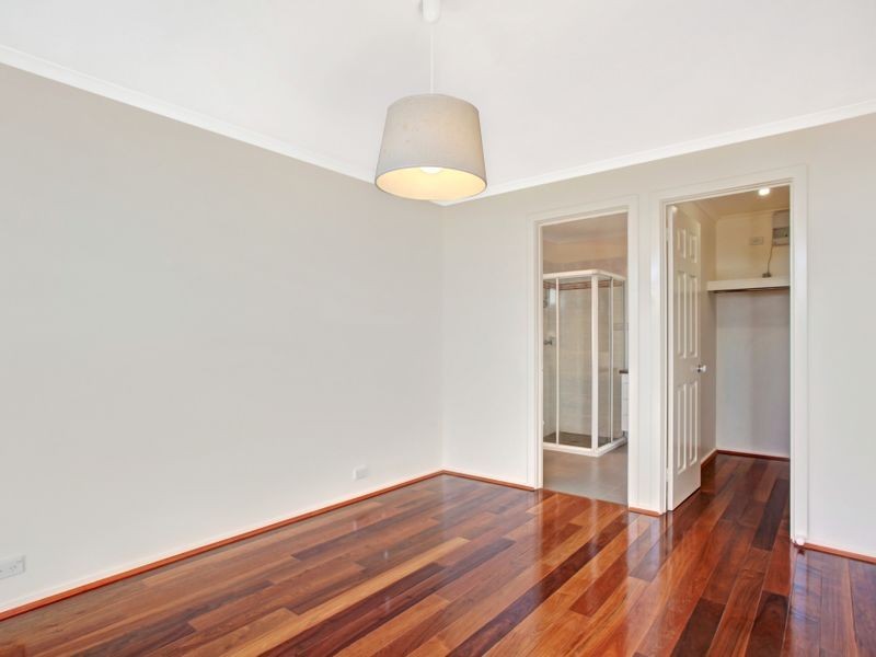 12 Courtneidge Street, Dunlop ACT 2615