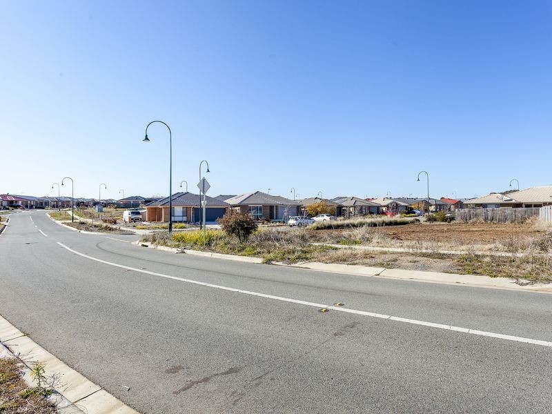 150 Macfarlane Burnett Avenue, Macgregor ACT 2615