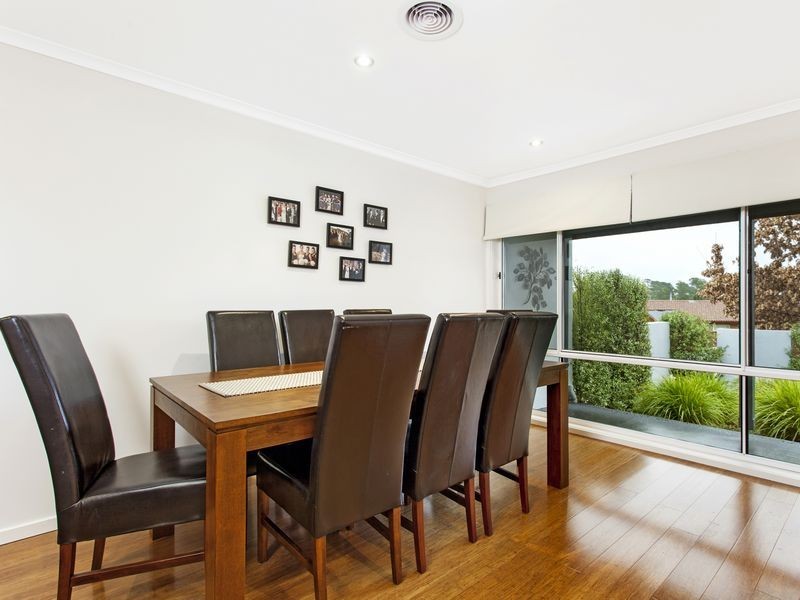 33 Rule Street, Isaacs ACT 2607