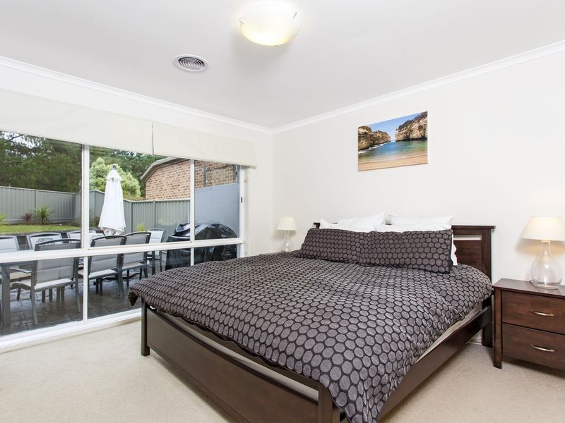 33 Rule Street, Isaacs ACT 2607