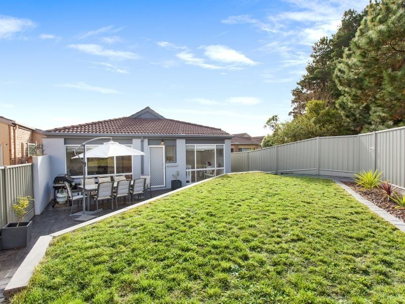33 Rule Street, Isaacs ACT 2607