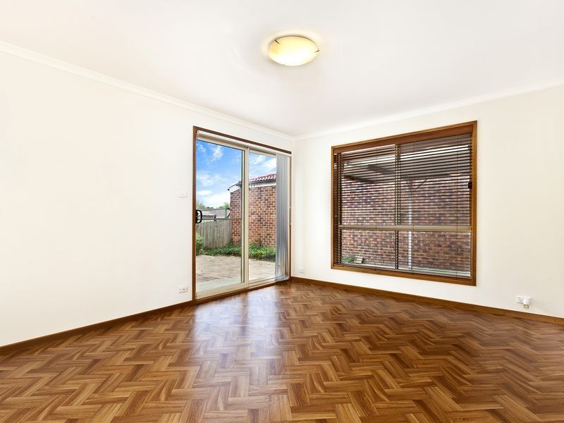 45 Evelyn Owen Crescent, Dunlop ACT 2615