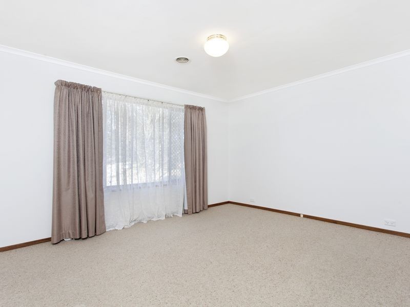 40 Lightfoot Crescent, Florey ACT 2615