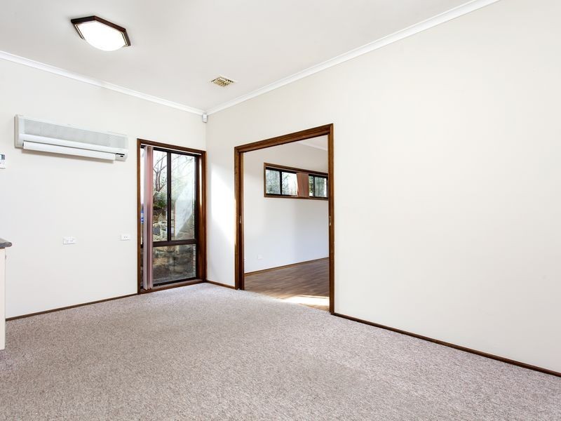 8 Arrietta Close, Charnwood ACT 2615