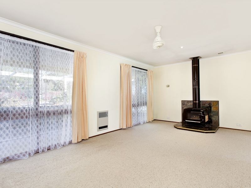 49 Whittell Crescent, Florey ACT 2615