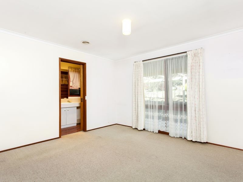 49 Whittell Crescent, Florey ACT 2615