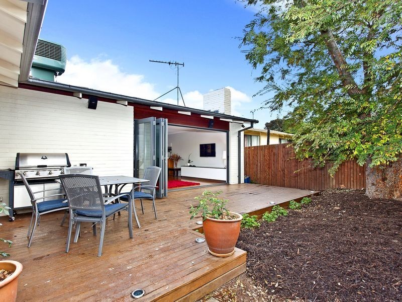 10 Leycester Place, Charnwood ACT 2615