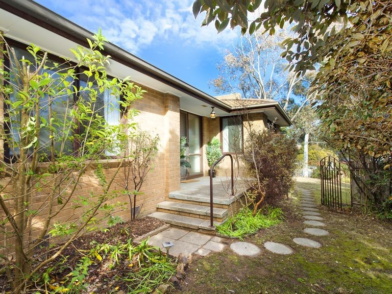 23 Mathieson Crescent, Weetangera ACT 2614