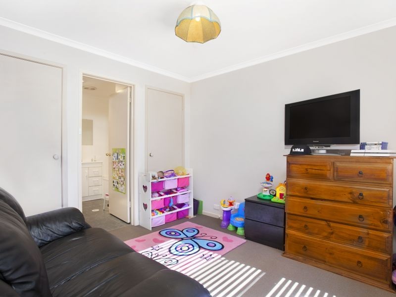 2/18 Lander Crescent, Amaroo ACT 2914