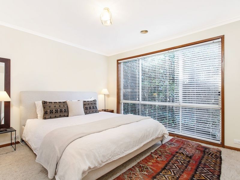 27 Rule Street, Isaacs ACT 2607