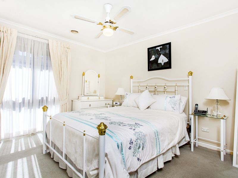 54 Eagle Circuit, Kambah ACT 2902