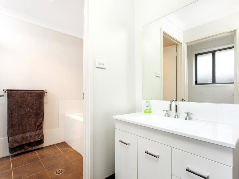 88 Hollows Circuit, Macgregor ACT 2615