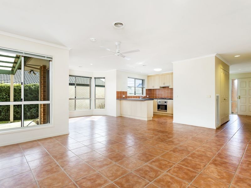 22 Lovely Close, Dunlop ACT 2615
